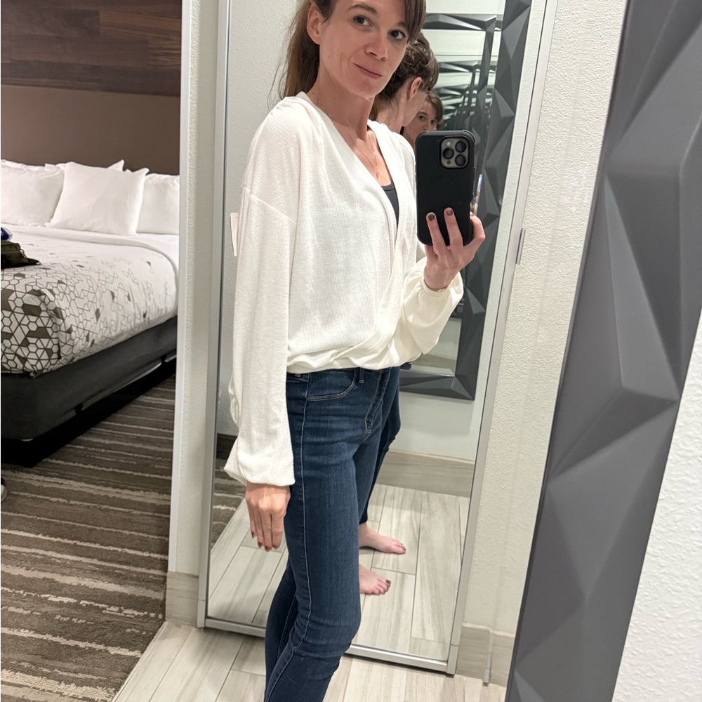 Elegant White Women's Blouse